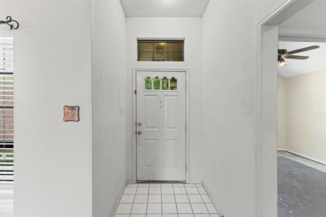 664 Parkridge Boulevard, Burleson, TX 76028