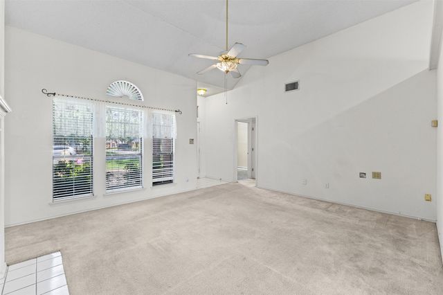 664 Parkridge Boulevard, Burleson, TX 76028