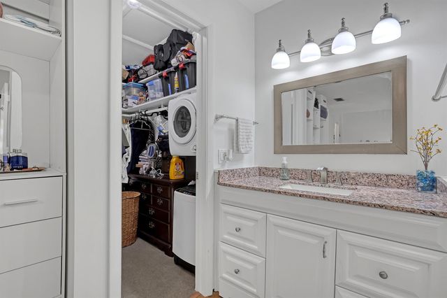 245 Main Boulevard B, Boynton Beach, FL 33435