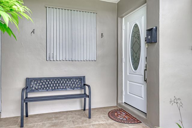245 Main Boulevard B, Boynton Beach, FL 33435
