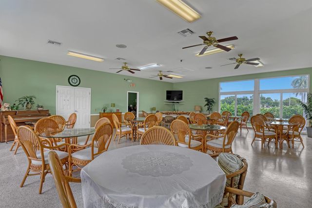 245 Main Boulevard B, Boynton Beach, FL 33435