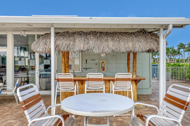 245 Main Boulevard B, Boynton Beach, FL 33435