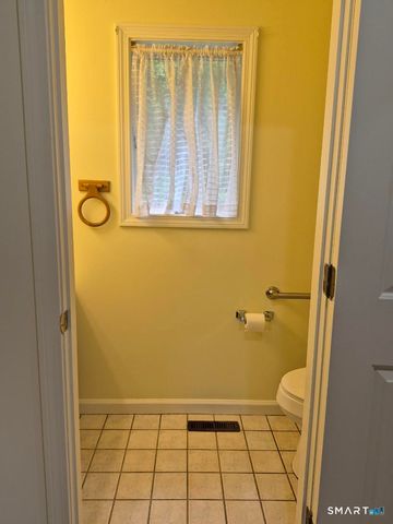 604 Whetstone Mills 604, Killingly, CT 06241