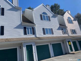604 Whetstone Mills 604, Killingly, CT 06241