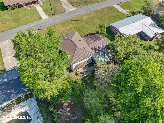 3211 BLAIR Drive, Palatka, FL 32177