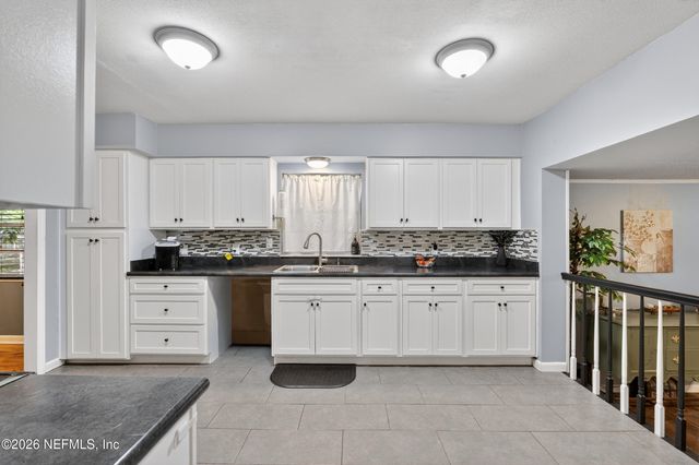 3211 BLAIR Drive, Palatka, FL 32177