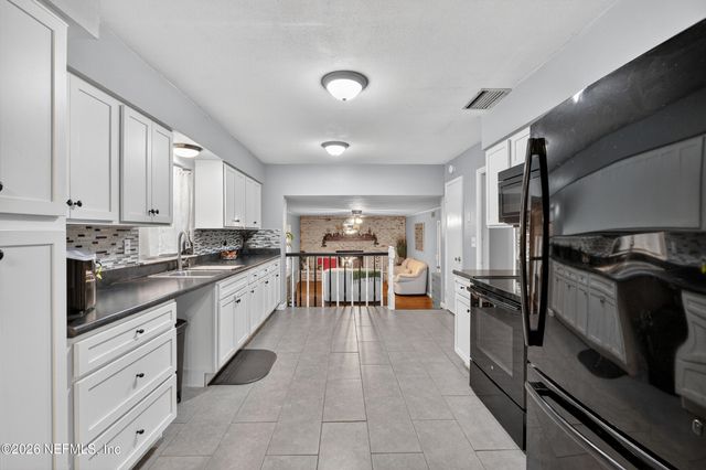 3211 BLAIR Drive, Palatka, FL 32177