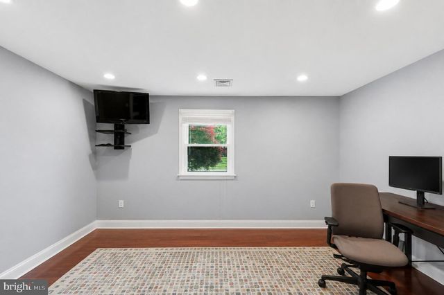 1002 TANNERIE RUN RD, Ambler, PA 19002
