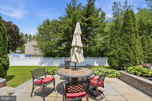 1002 TANNERIE RUN RD, Ambler, PA 19002