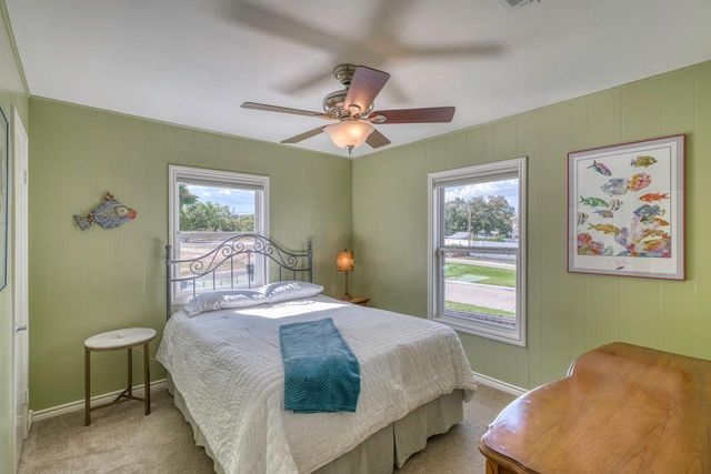 301 Princess LN, Sunrise Beach, TX 78643