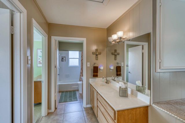 301 Princess LN, Sunrise Beach, TX 78643