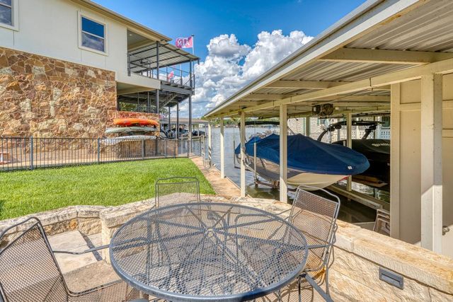 301 Princess LN, Sunrise Beach, TX 78643