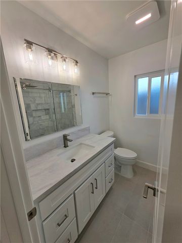 1870 W 180th Street, Torrance, CA 90504
