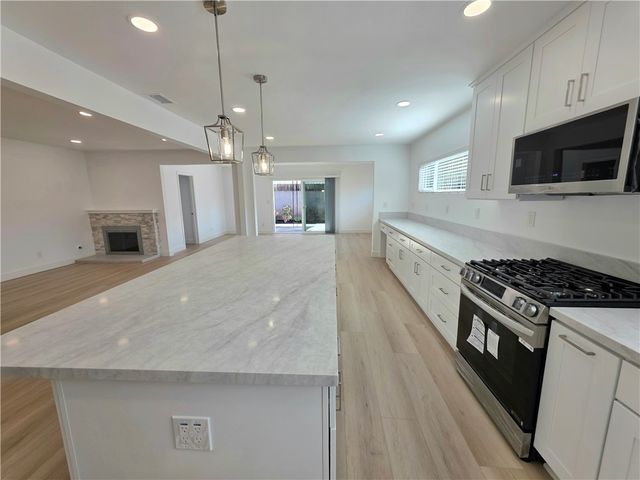 1870 W 180th Street, Torrance, CA 90504