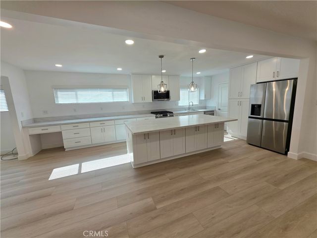 1870 W 180th Street, Torrance, CA 90504