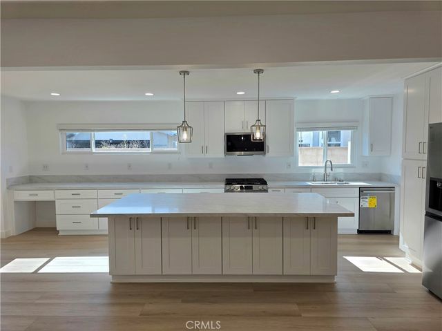1870 W 180th Street, Torrance, CA 90504