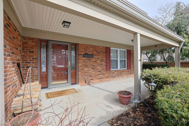 8488 Holiday Hills Drive, Cincinnati, OH 45255