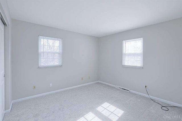 8488 Holiday Hills Drive, Cincinnati, OH 45255