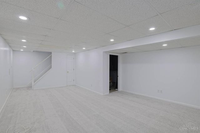 8488 Holiday Hills Drive, Cincinnati, OH 45255