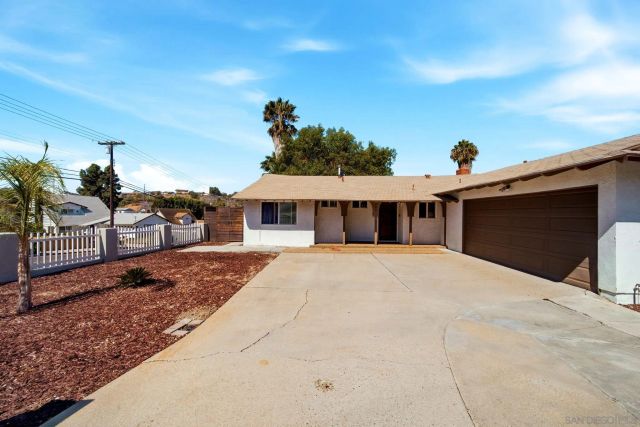 206 Los Reyes Dr, San Diego, CA 92114