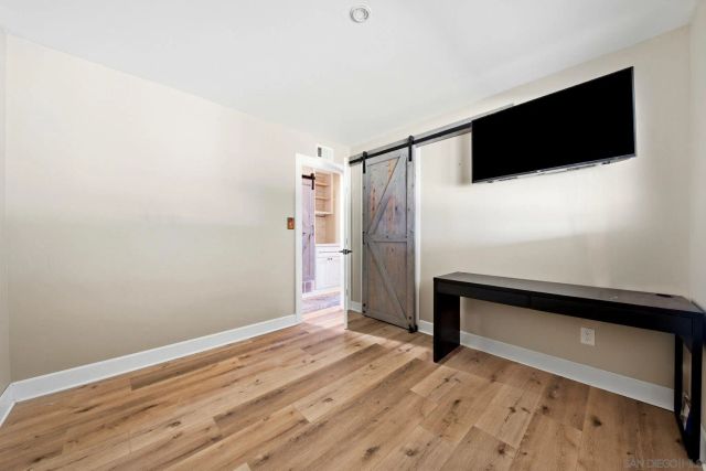206 Los Reyes Dr, San Diego, CA 92114