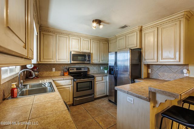 114 Sara Fox Drive, Brandon, MS 39047