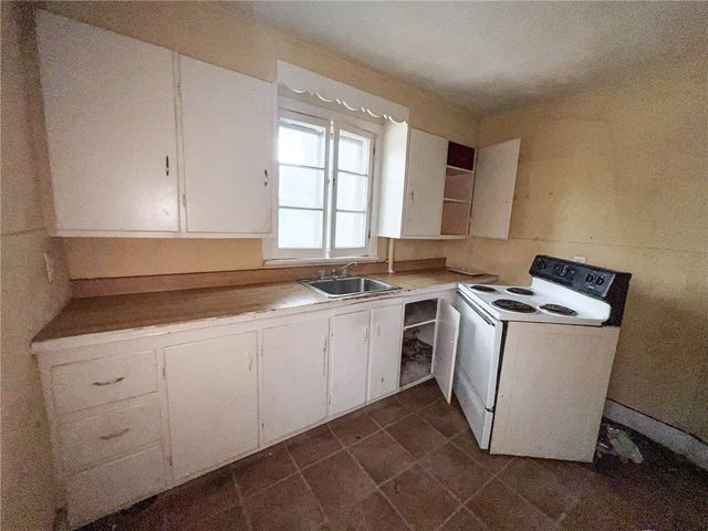 365 Glenwood Avenue, Rochester, NY 14613