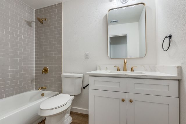 2342 Healey Drive, Dallas, TX 75228