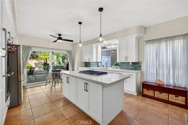 43399 Calle Nacido, Temecula, CA 92592