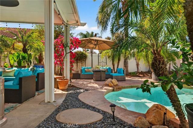 43399 Calle Nacido, Temecula, CA 92592