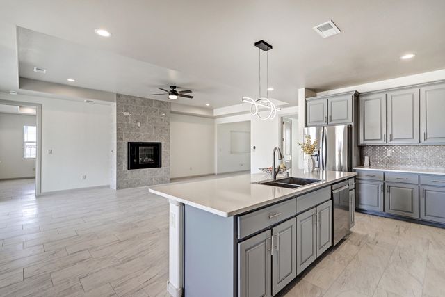 505 12th Avenue SE, Albuquerque, NM 87124
