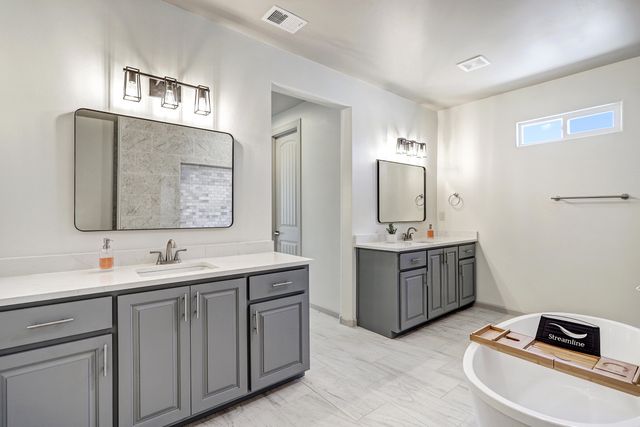 505 12th Avenue SE, Albuquerque, NM 87124
