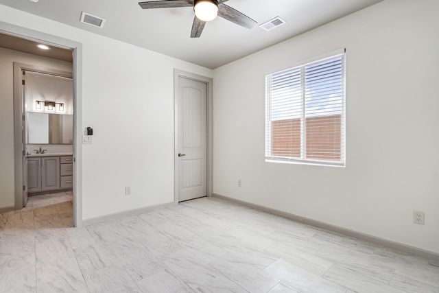 505 12th Avenue SE, Albuquerque, NM 87124