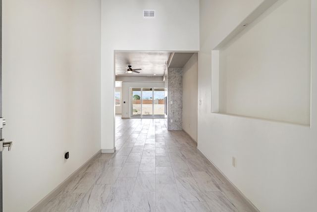 505 12th Avenue SE, Albuquerque, NM 87124