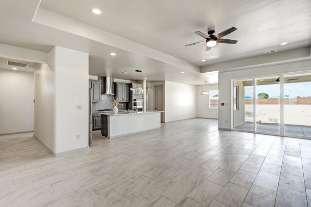 505 12th Avenue SE, Albuquerque, NM 87124