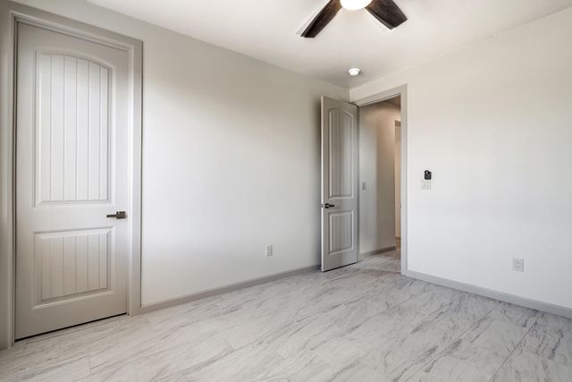 505 12th Avenue SE, Albuquerque, NM 87124