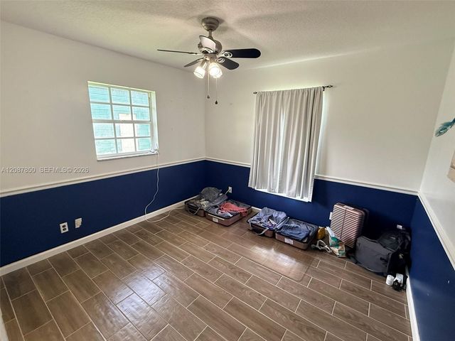 18887 N 42nd Road N, Loxahatchee, FL 33470