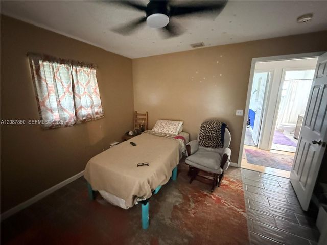 18887 N 42nd Road N, Loxahatchee, FL 33470
