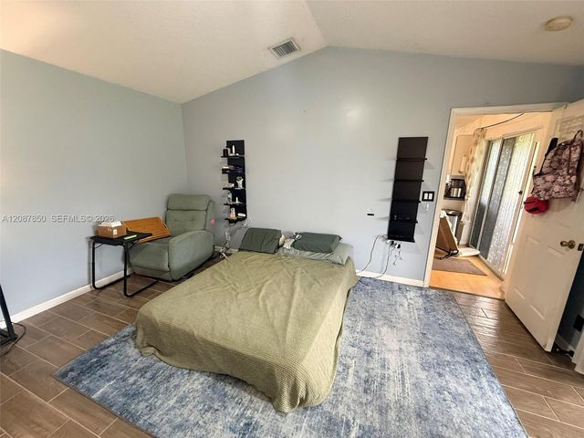 18887 N 42nd Road N, Loxahatchee, FL 33470