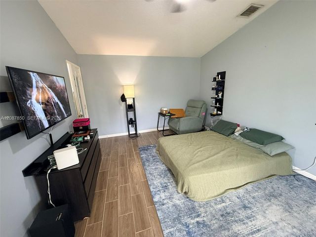 18887 N 42nd Road N, Loxahatchee, FL 33470