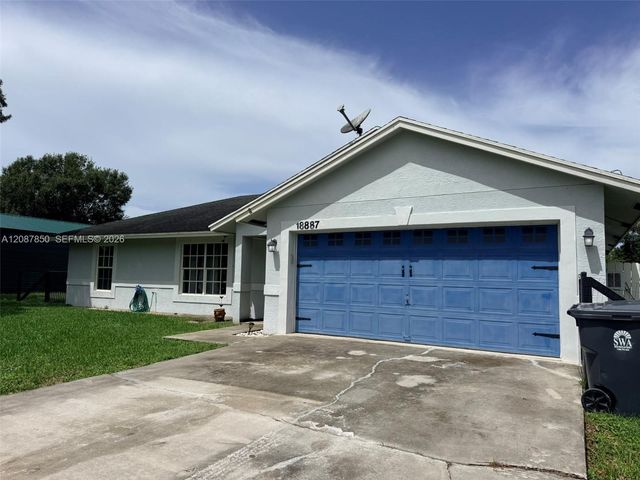 18887 N 42nd Road N, Loxahatchee, FL 33470