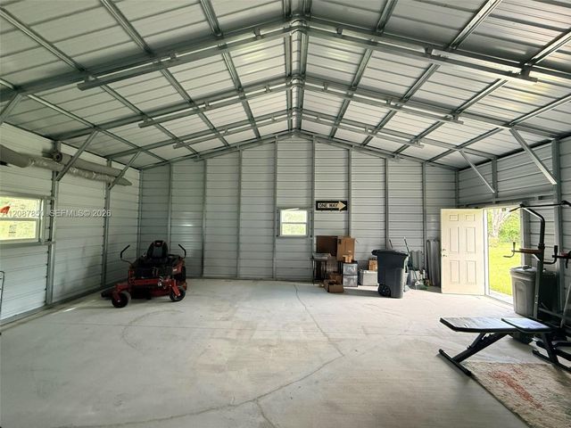 18887 N 42nd Road N, Loxahatchee, FL 33470