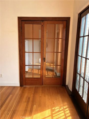 2121 James M Wood 412, Los Angeles, CA 90006