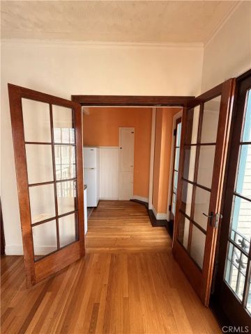 2121 James M Wood 412, Los Angeles, CA 90006