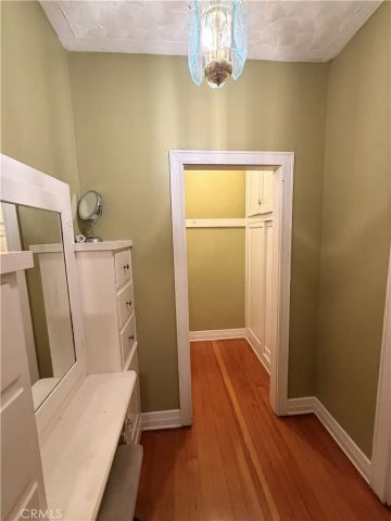 2121 James M Wood 412, Los Angeles, CA 90006