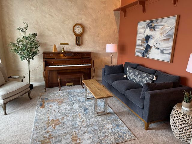 7125 S CASE MOUNTAIN CV, West Jordan, UT 84081