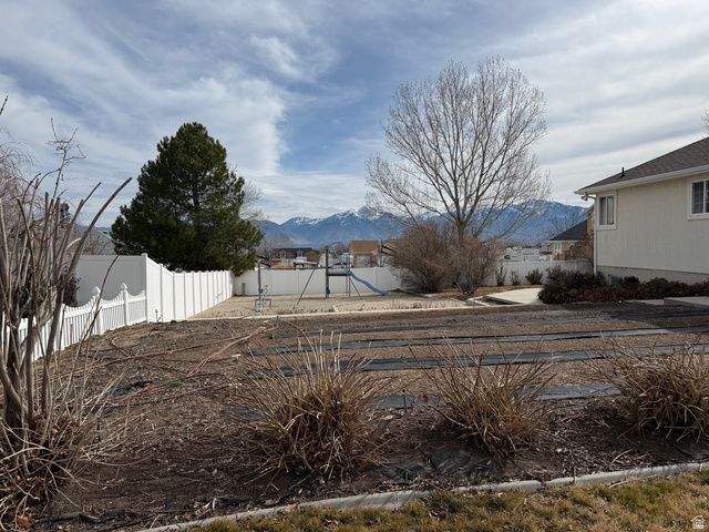 7125 S CASE MOUNTAIN CV, West Jordan, UT 84081