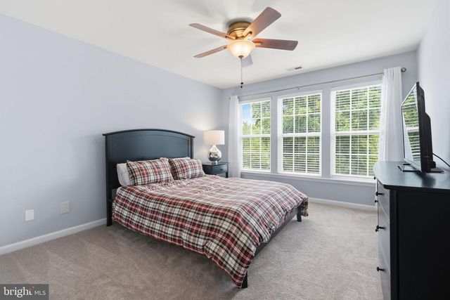 175 PIPERS INN DR, Fountainville, PA 18923