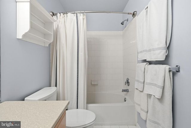 175 PIPERS INN DR, Fountainville, PA 18923