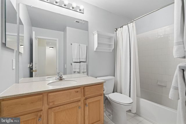 175 PIPERS INN DR, Fountainville, PA 18923